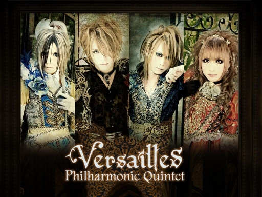- Versailles -